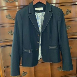 Tahari jacket/blazer set